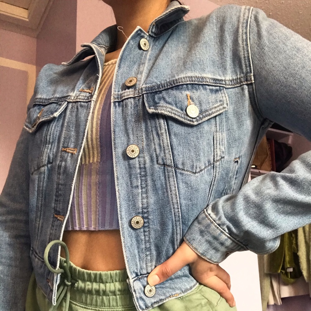 **SOLD** Cropped Pull&Bear Denim Jacket - Picture 6 of 6